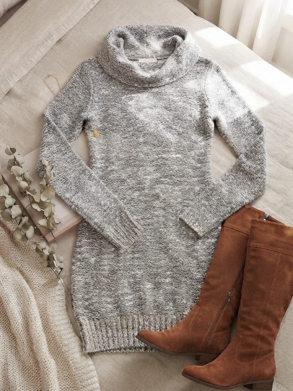 Gray Marled Cowl Neck Knit Sweater Dress. Size SMALL EUC
